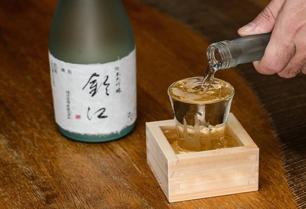 Cách xử lý tình trạng mệt mỏi sau khi uống rượu sake