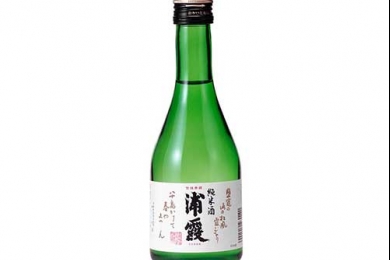 Rượu Sake Urakasumi Junmai 15-15.9% 300ml